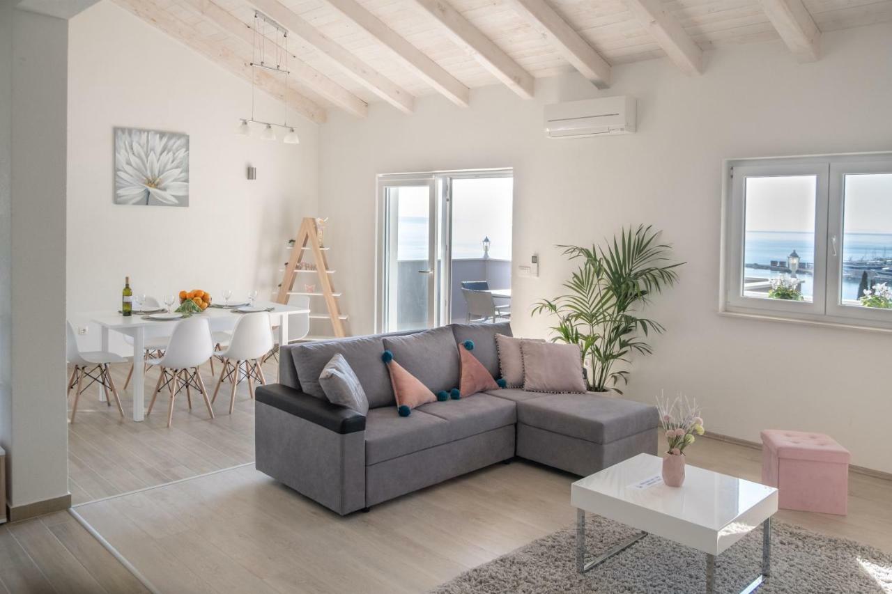Luxury Sea View Apartment Jesenice  Exterior photo